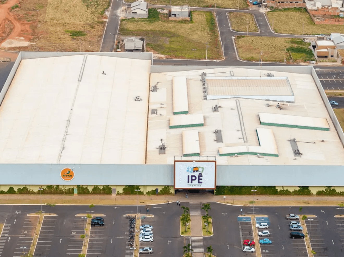 IPÊ Shopping e Loteamento Michelangelo